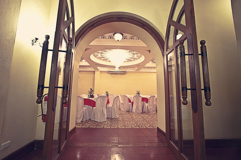 Hotel Salcedo De Vigan Exterior photo
