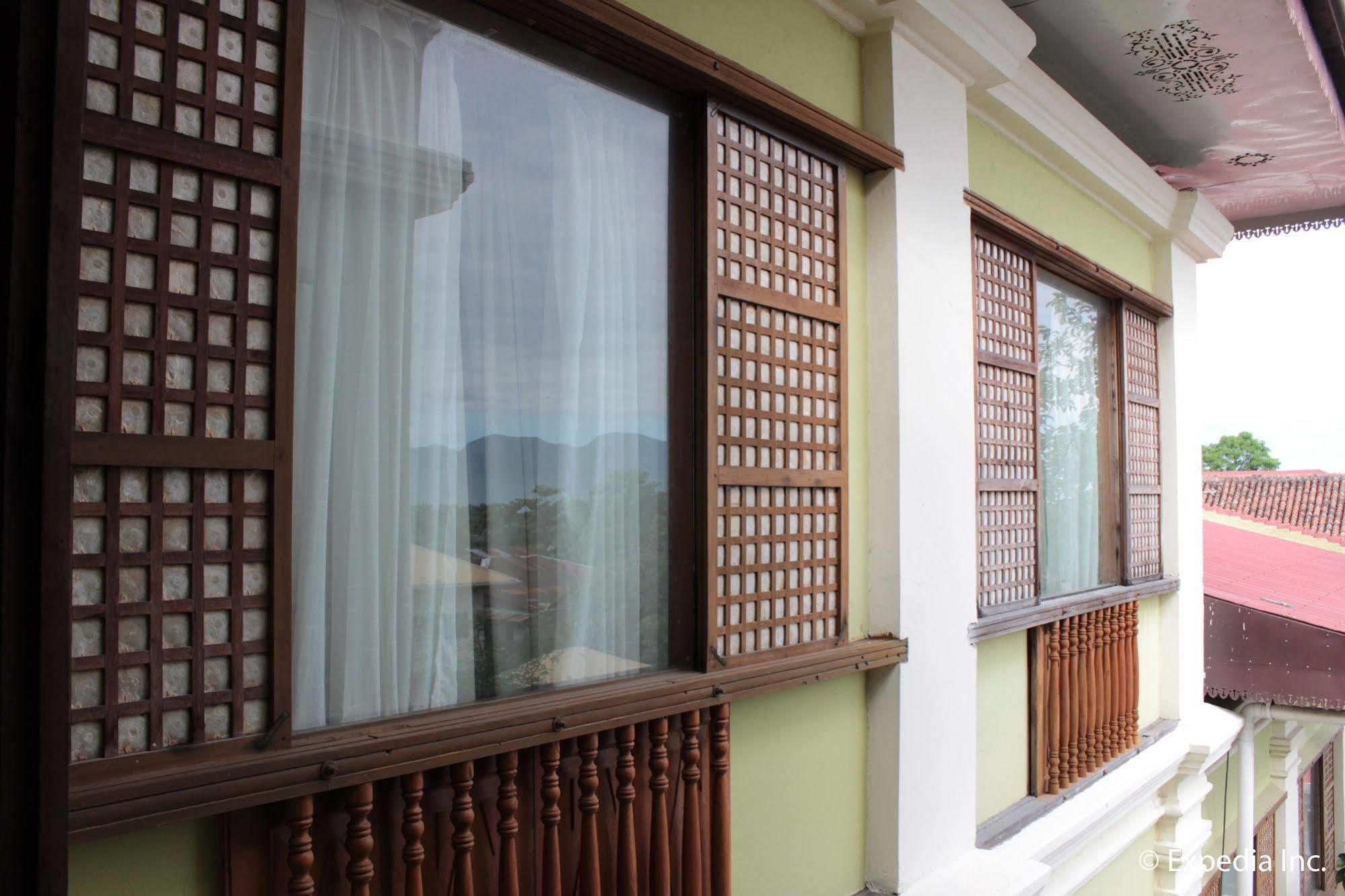 Hotel Salcedo De Vigan Exterior photo