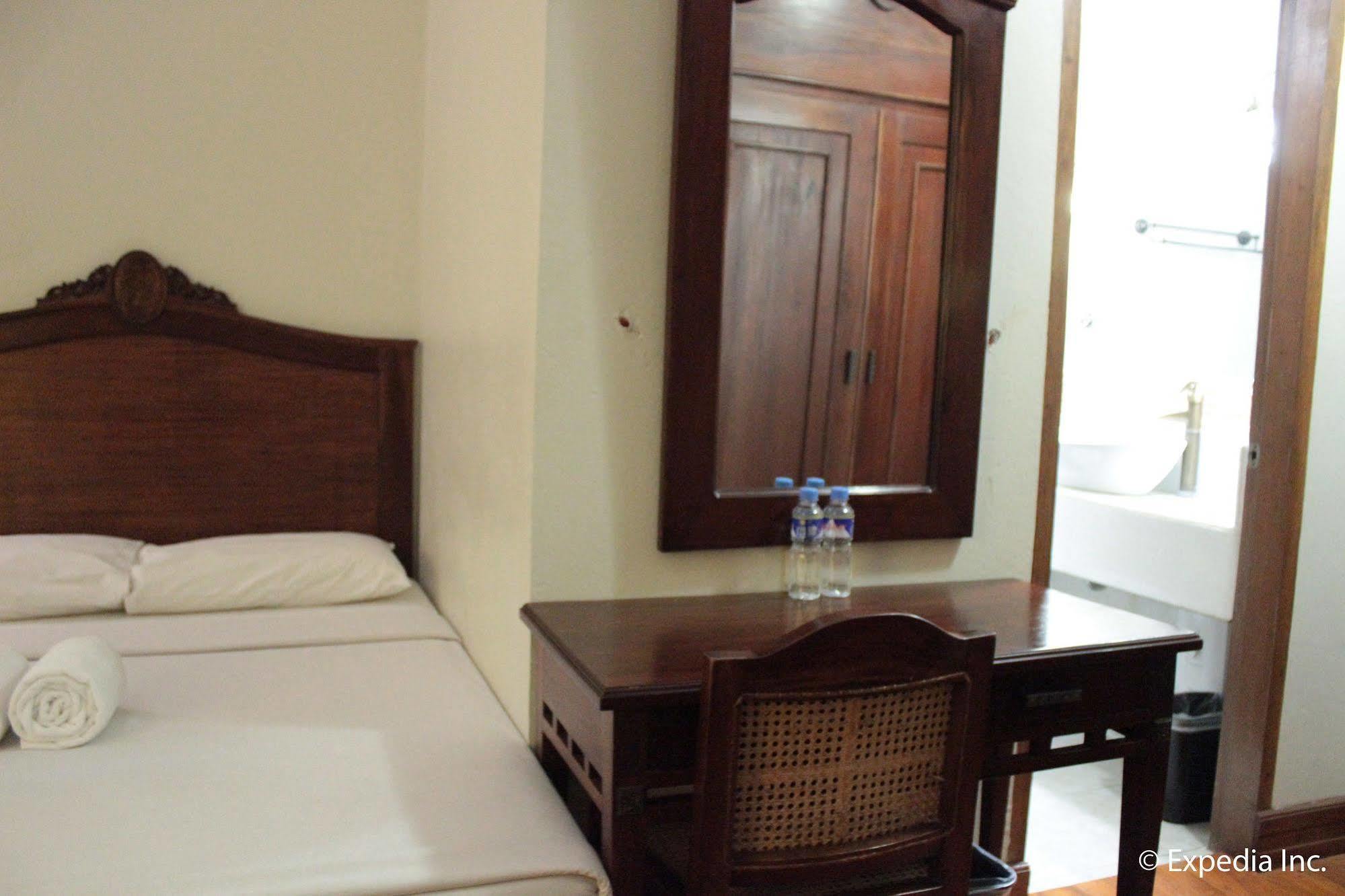 Hotel Salcedo De Vigan Exterior photo